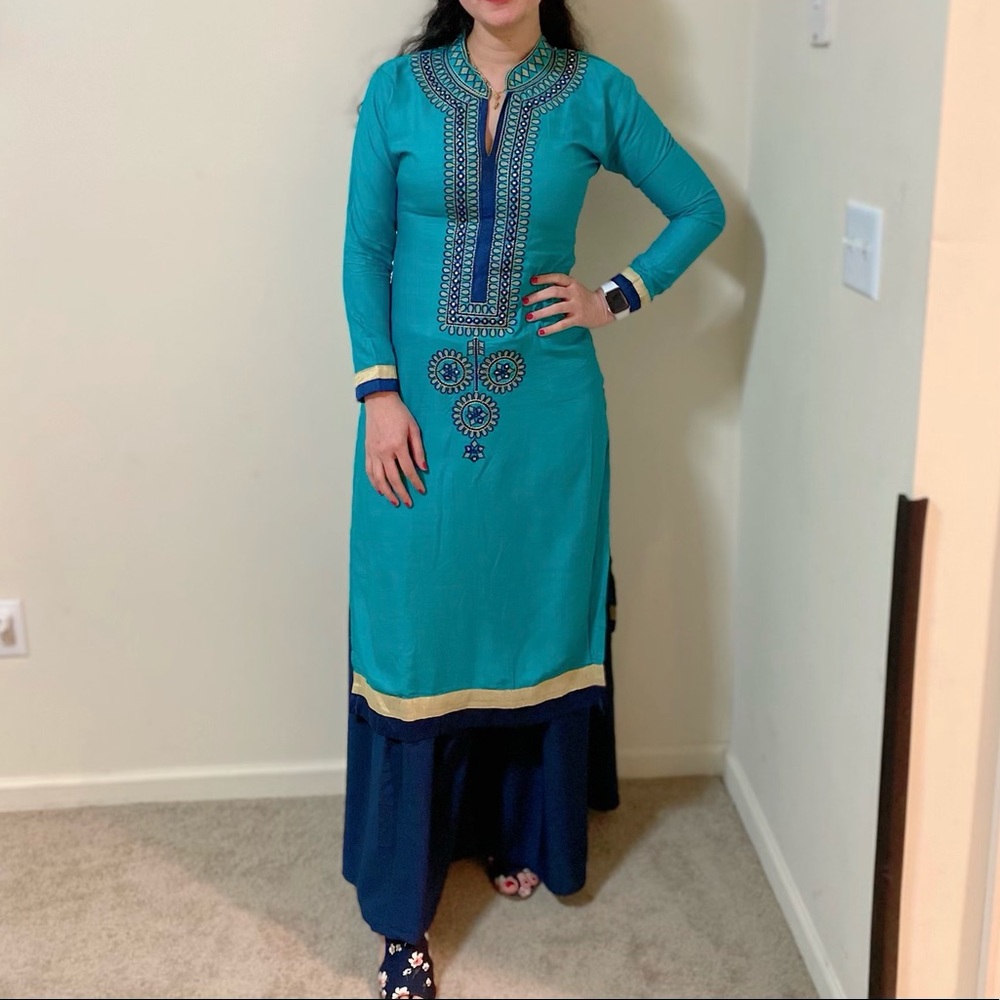Wore once because of the size change selling it